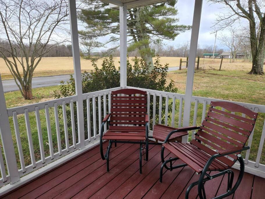 Spacious Family Farmhouse Pikeville Exterior foto